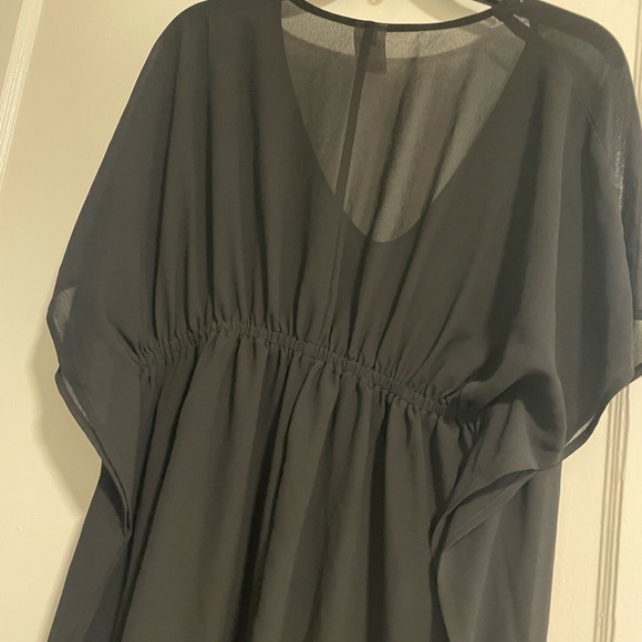 Swim cover up - Picture 5 of 5